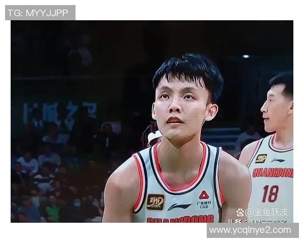 深圳篮球队在欧锦赛积分榜上以63分稳居第一名，表现引人瞩目